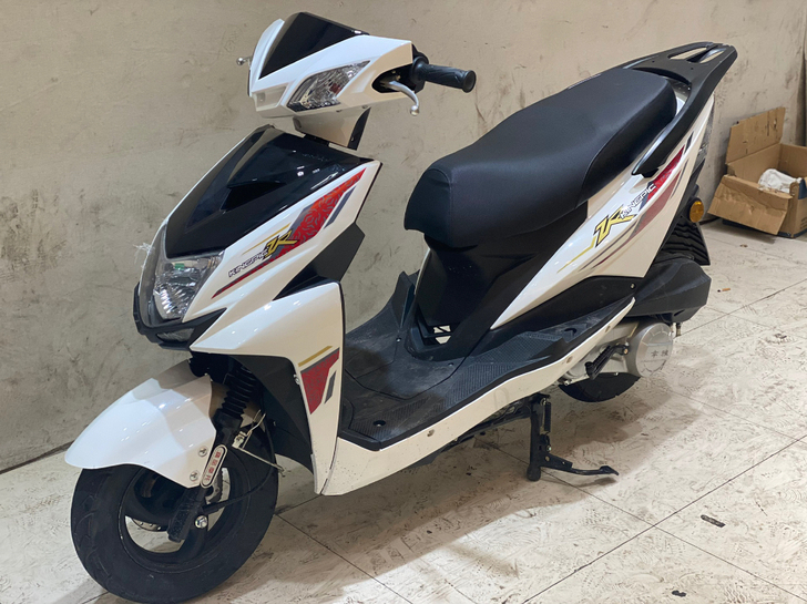 收收收！二手尚领踏板车125cc