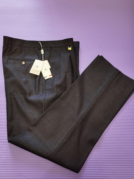 华伦天奴男士西裤(羊绒60%蚕丝20%抗皱...