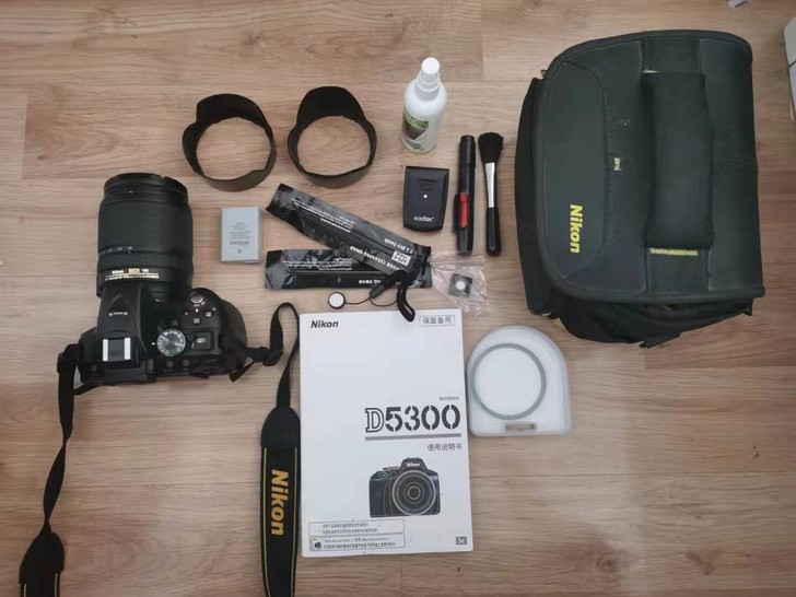 尼康D5300，一口价3800。新手小白v...