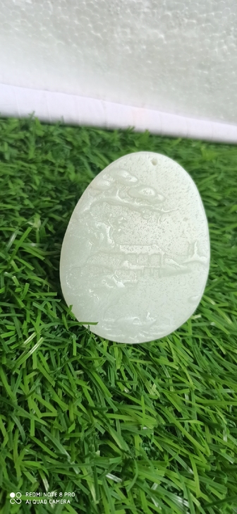 和田玉雕刻的山水画入手渠道:在古玩市场淘的,