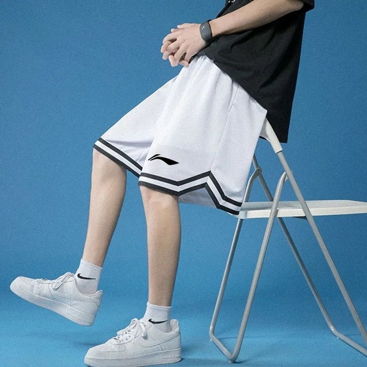 21国潮牌冰丝短裤男女夏季运动五分裤百搭透...