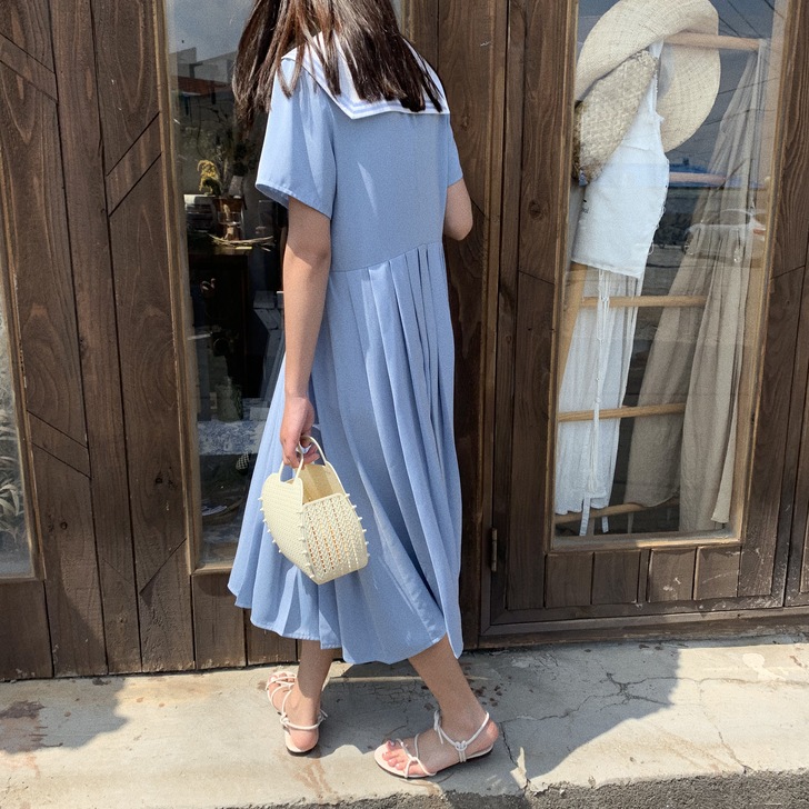 馨帮帮自制 浅蓝色学生宽松短袖百褶中长款日...