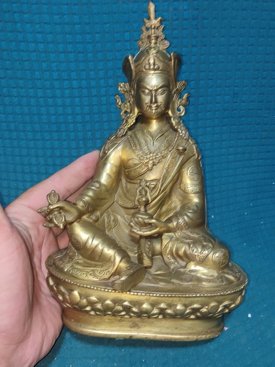 铜佛像，高23.5厘米，重3斤，精铸工艺，...