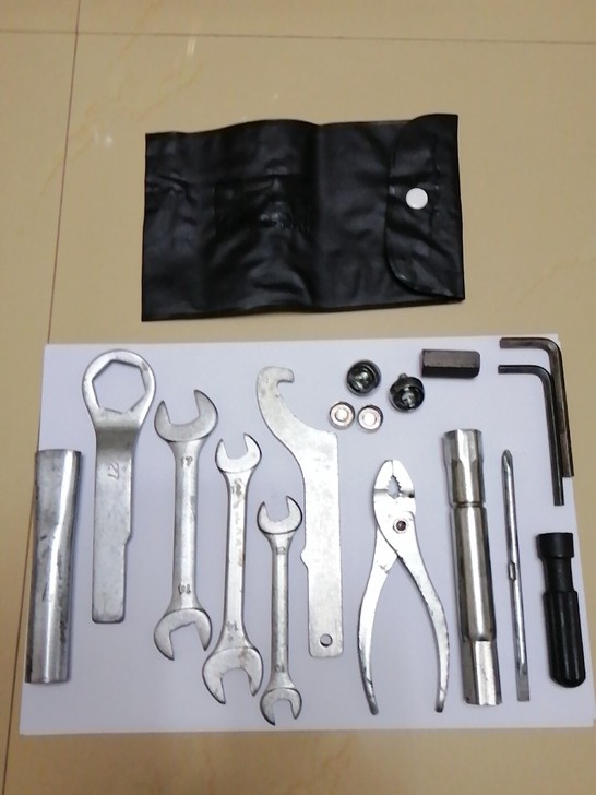 川崎z900.z800摩托车随车工具。川崎...