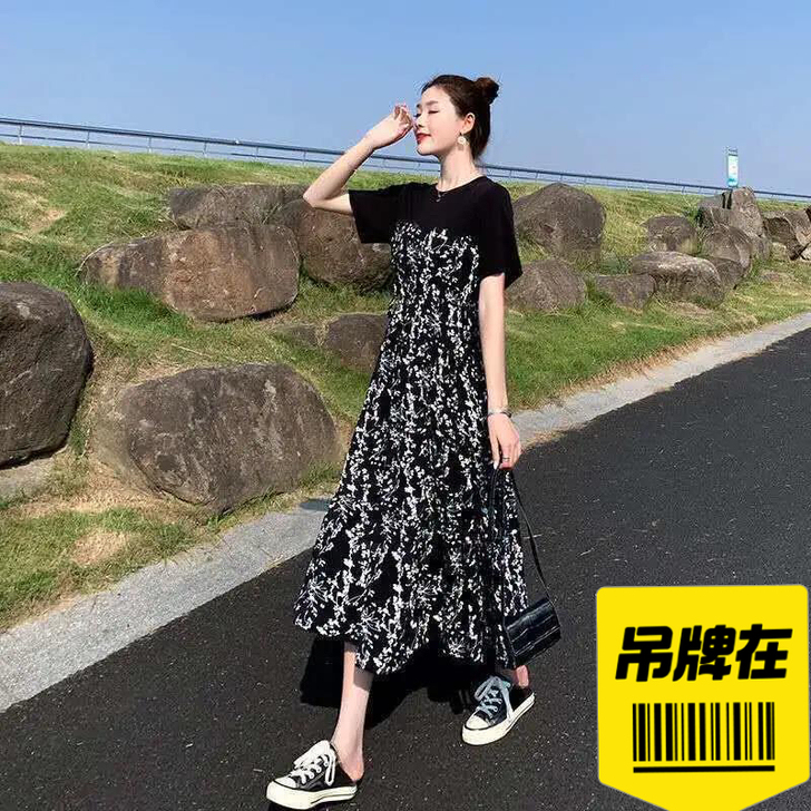 2021夏装新款赫本风中长款拼接碎花裙气质...