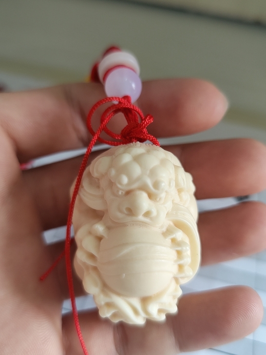 像牙果，貔貅抱球，招财进宝