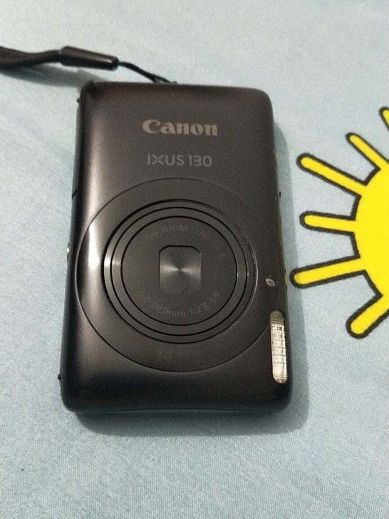 佳能IXUS 130 几乎全新黑色。只不过...