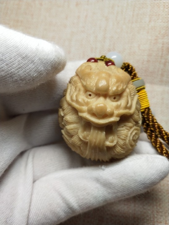 文玩牙果雕刻龙头手把件配挂绳  尺寸4##...