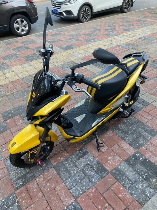 爱玛大黄蜂，60v##amp；times；...