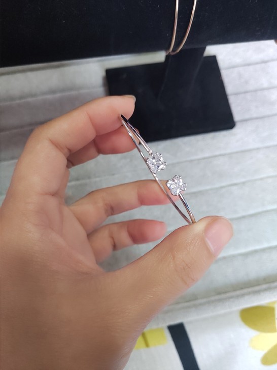 莫桑钻银色手镯，简约款