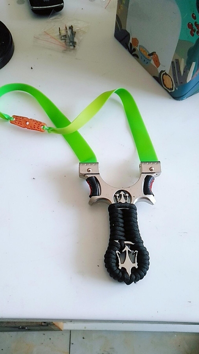 扁皮弹弓快压弹弓户外专用玩具弾弓