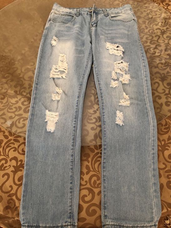 水洗破洞牛仔裤，浅色阔腿牛仔裤，都是m码，...