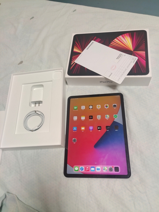 2021款ipad pro11寸128g，...