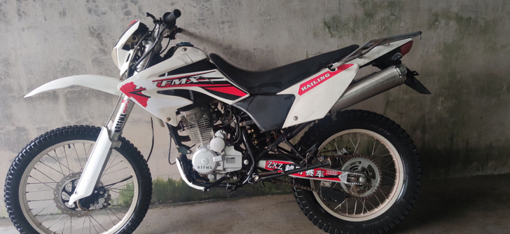 越野摩托车，机器很好，因个人原因卖了