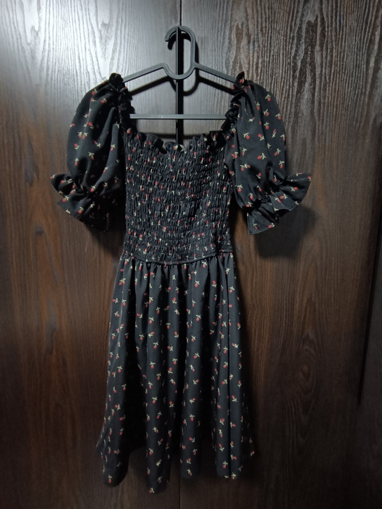 95新女连衣裙 秋冬季港风复古chic搭配...