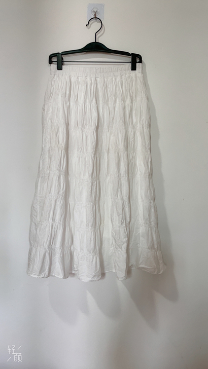 全新白色褶皱百搭优雅休闲松紧腰半身裙淑女活...