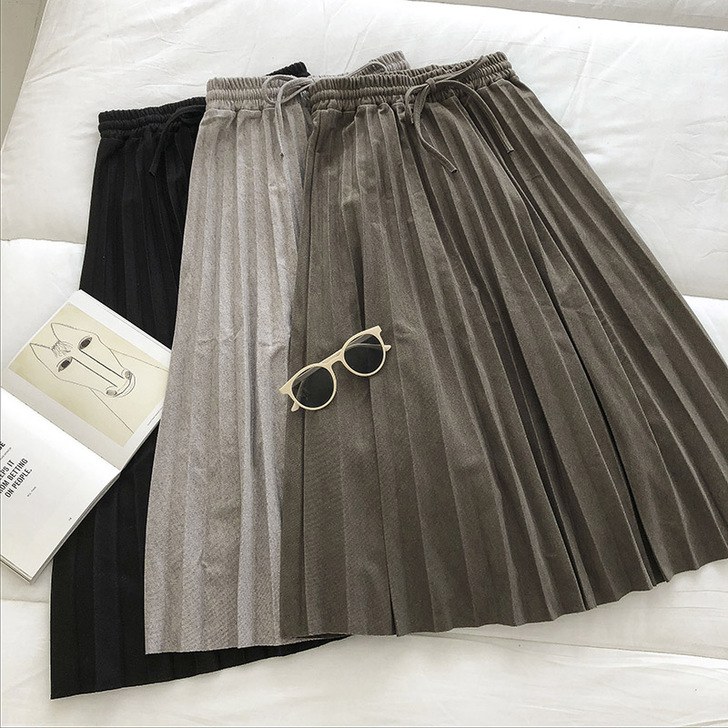 秋冬纯色A字半身裙，黑色m码，超级百搭，自...