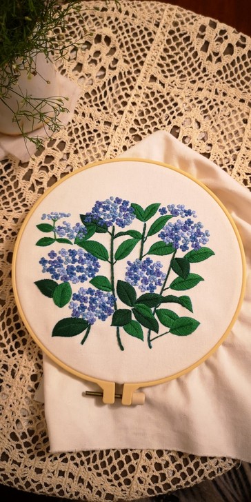 手工刺绣diy立体绣球花刺绣画成品