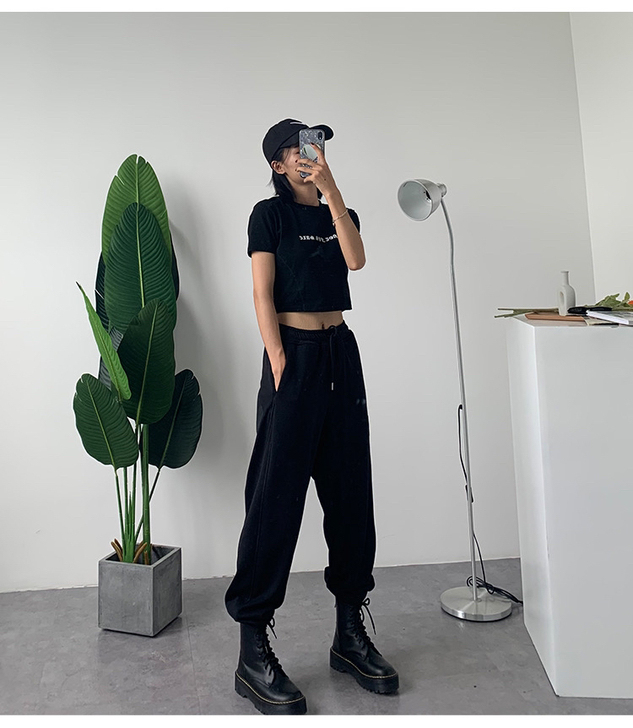 休闲裤，不是自己想要的版型，穿过一次洗过后...