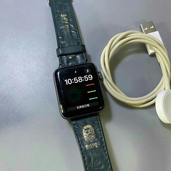 iwatch s2/42mm  国行