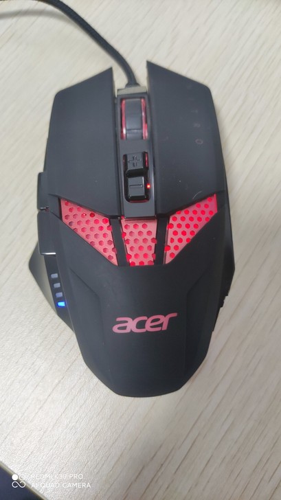 宏基暗影骑士鼠标照片实物拍照，所见即所得。...