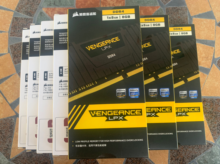 海盗船8G DDR4 3200 2666台...