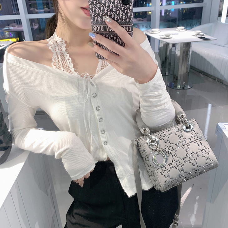 ByYou 春季新款白色气质V领长袖打底衫...