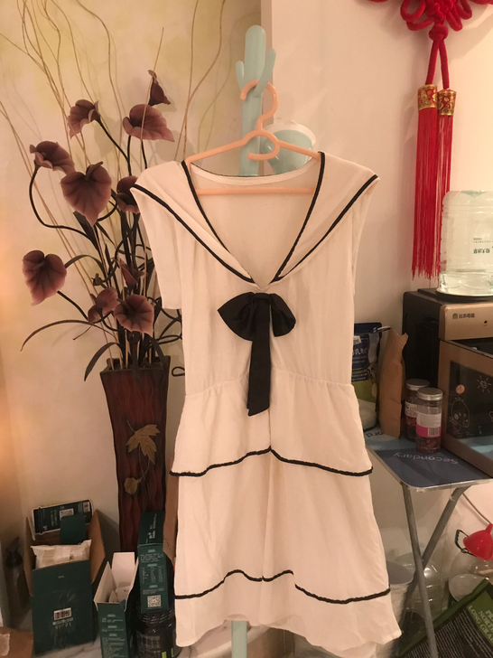 全新清纯娃娃领连衣裙