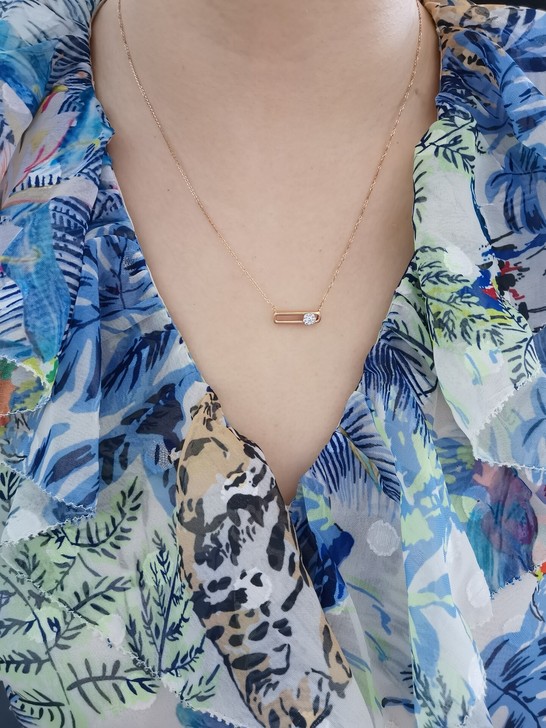 潮宏基钻石项链