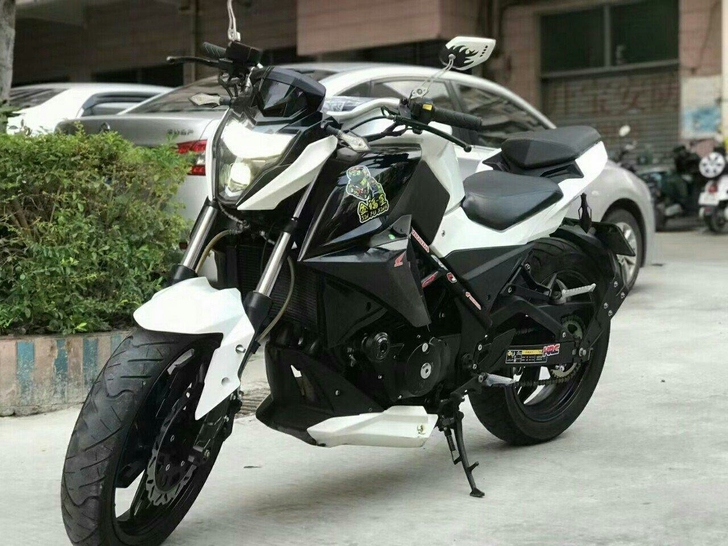 到一台枭风9号街车