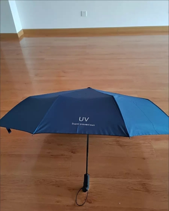 低价出售闲置几乎全新南极人手动雨伞可以晴雨...