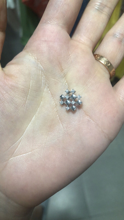 通灵钻石吊坠