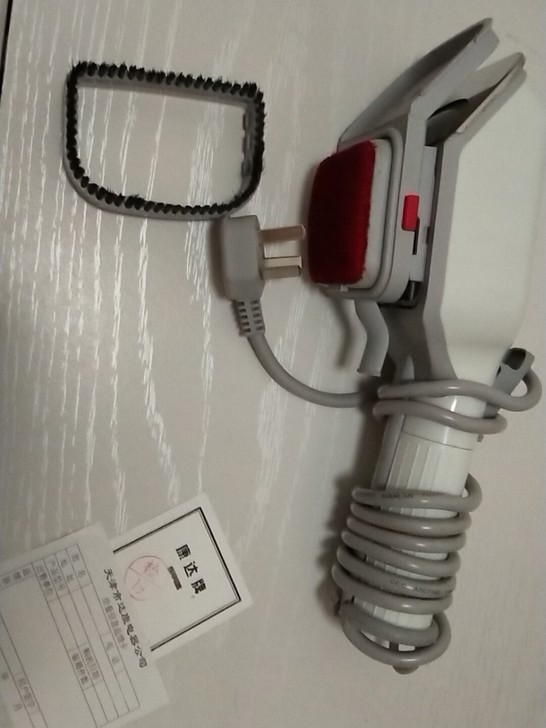 手持式蒸汽熨烫机