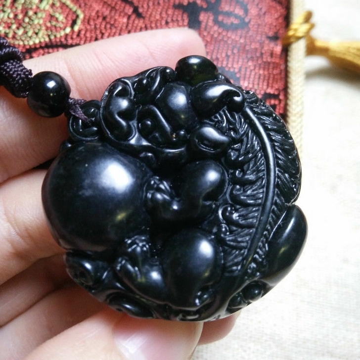 墨玉貔貅吊坠时来运转招财貔貅玉貔貅墨玉透绿...