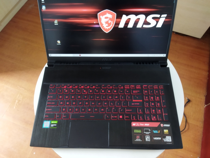 微星GF75笔记本，机器成色不错，保修卡说...