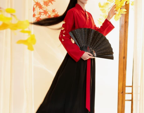 尺码:L，颜色分类:慕秋（红）套装 感兴趣...