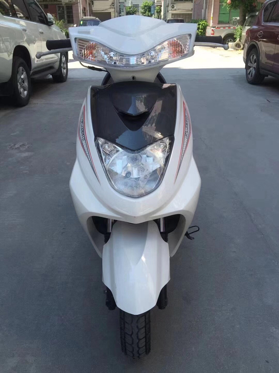 二手踏板摩托车,喜欢的兄弟咨询。 本店推出...