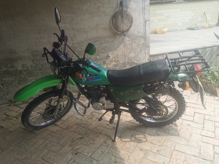 出越野摩托车大白菜250自提不砍价