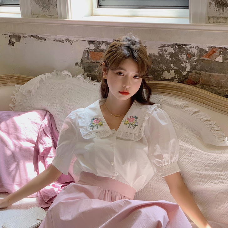 范智乔 法式复古白色衬衫女夏设计感小众短娃...
