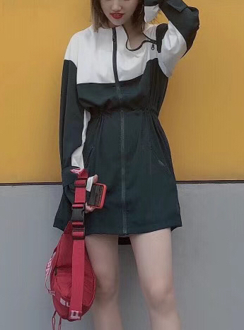 小众设计师潮牌连衣裙