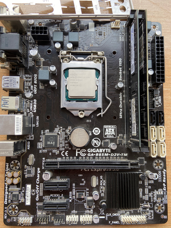 品牌型号 英特尔i5 4590 加华硕B8...