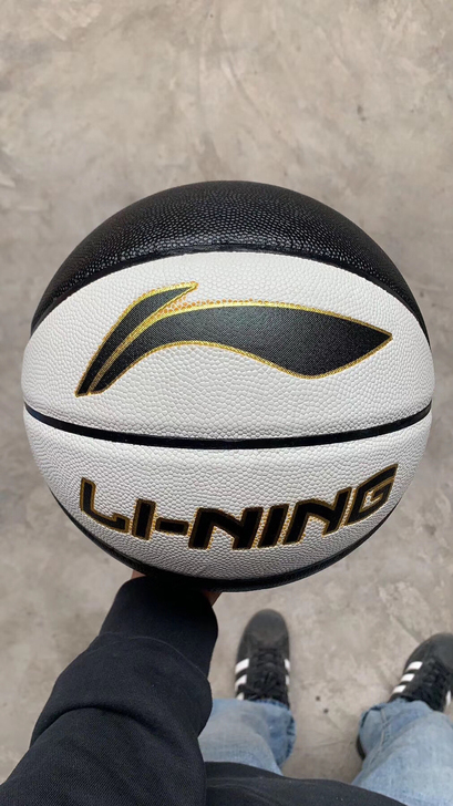 闲置7号篮球，材质才是软皮pu，耐磨防湿，...