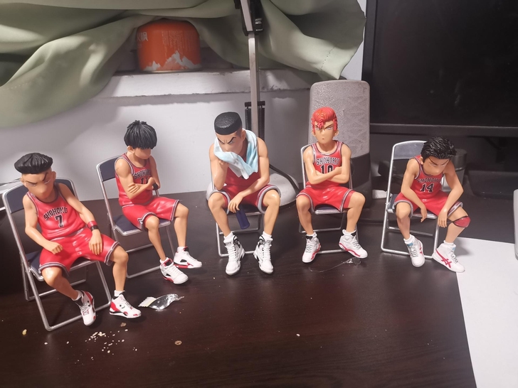 49.9元包邮凳子款灌篮高手漫画手办大中小...