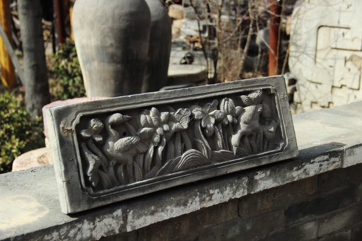 《老砖雕刻画##amp;ldquo;鸳鸯戏...