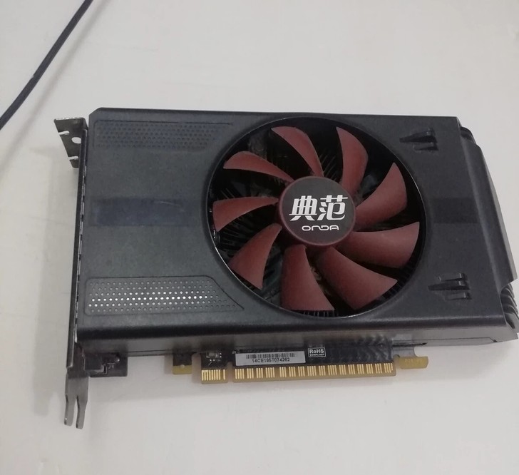 昂达GTX750Ti典范2GD5游戏显卡拼...