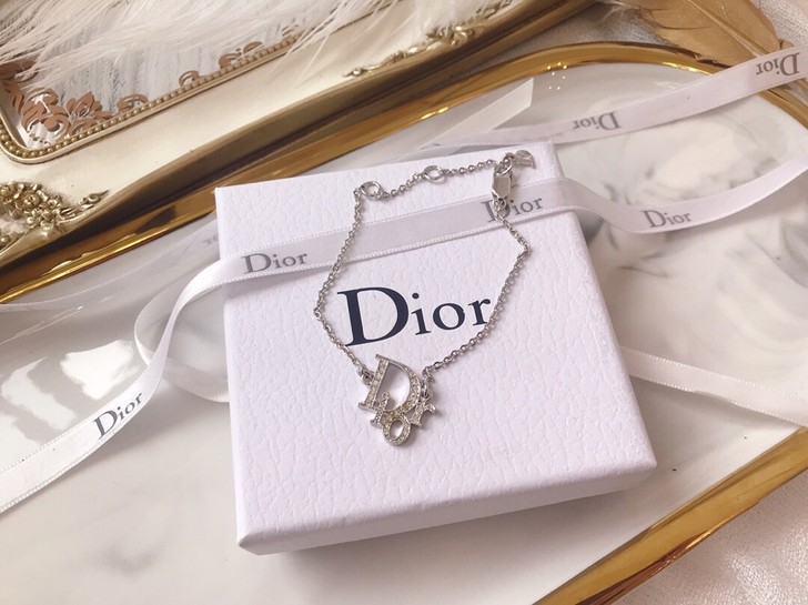 DIOR 迪奥银色水钻中古款手链 有延长链...