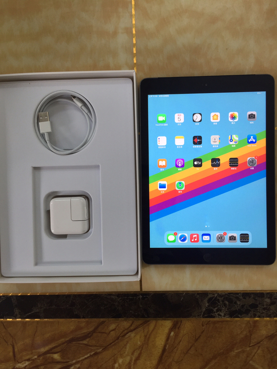 自用苹果iPad2017平板电脑女生闲置转...