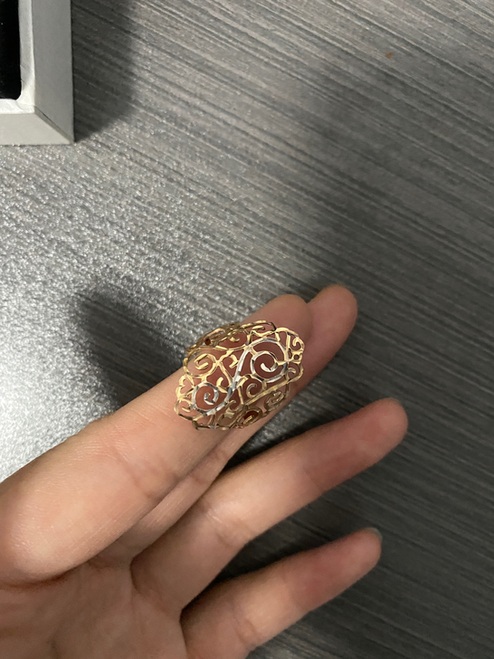 18k金戒指, 15号 ! 保真 ,个人闲...