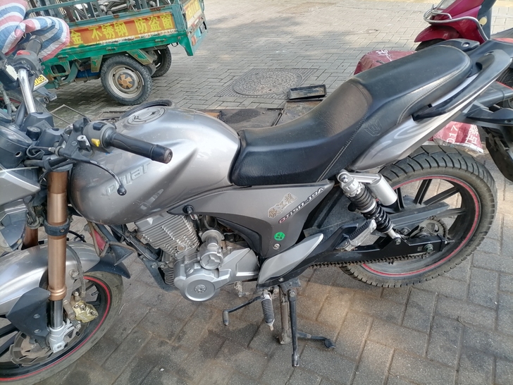 钱江150摩托车一台车况非常好,有喜欢的朋...