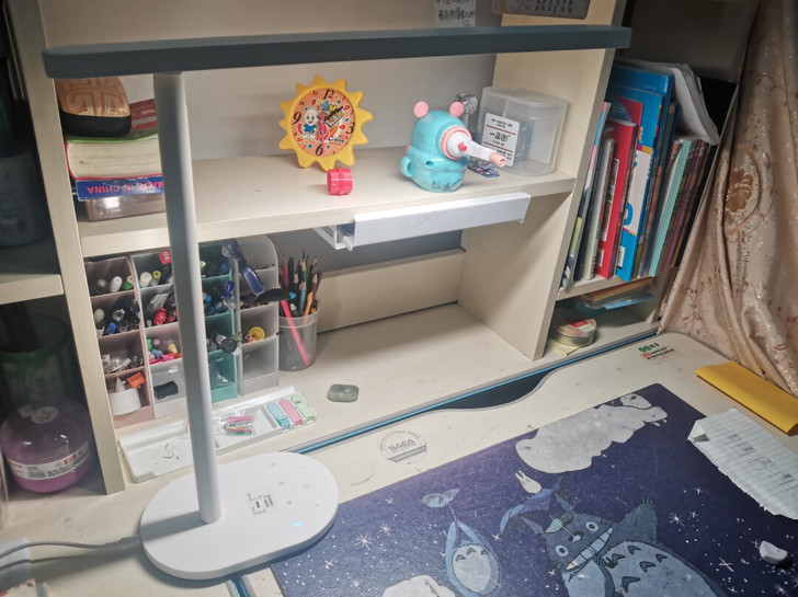 欧普照明米格17瓦作业灯台灯防蓝光宿舍灯护...